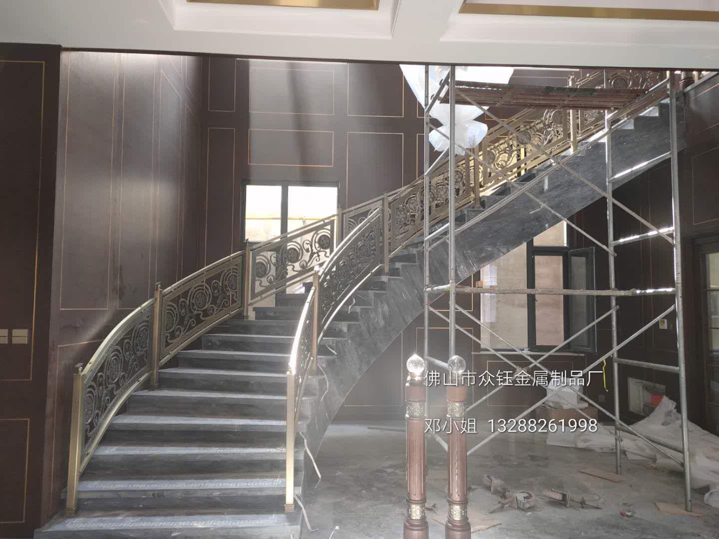 豪宅鋁藝雕刻樓梯護欄 新中式最經典